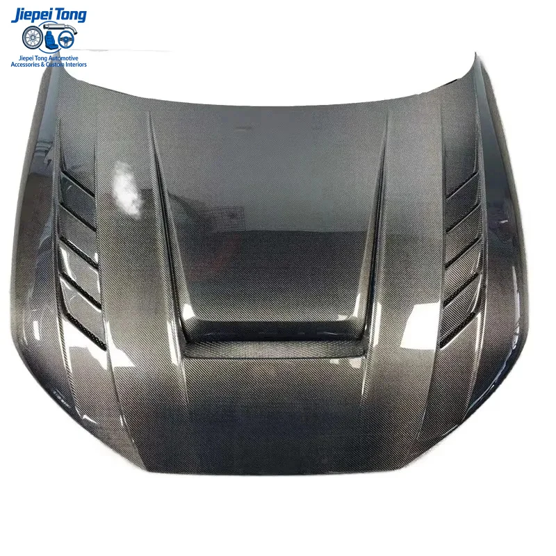 

Suitable for Audi‘s A4 B9 S4 RS4 B9.5 Top Modification-New Condition Wet Carbon Fiber Hood Engine Cover