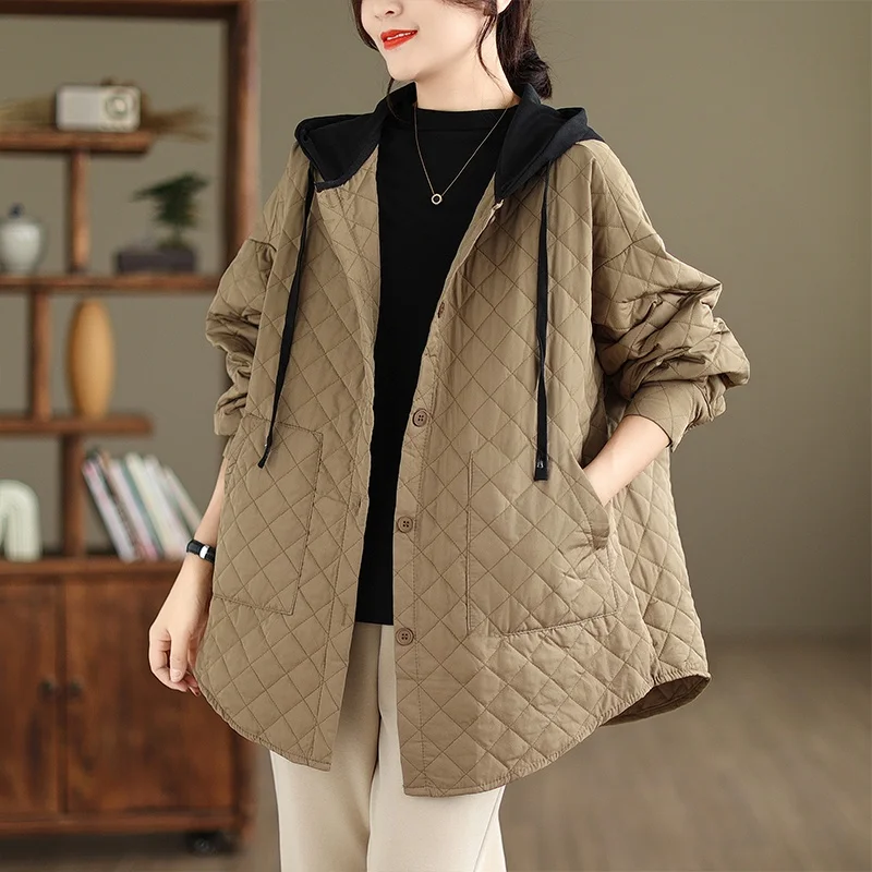 

Новая женская зимняя куртка из хлопка 2025 года, больших размеров, легкая, свободная, с капюшоном, с ромбовидным узором, для стройности, верхняя одежда