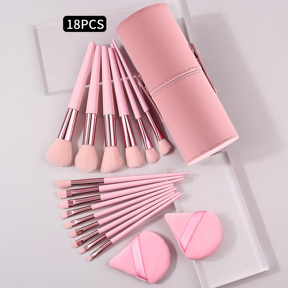 18本の桜パウダーメイクブラシセットには、メイクブラシ収納バケツとパウダーパフ2個が付属しています。