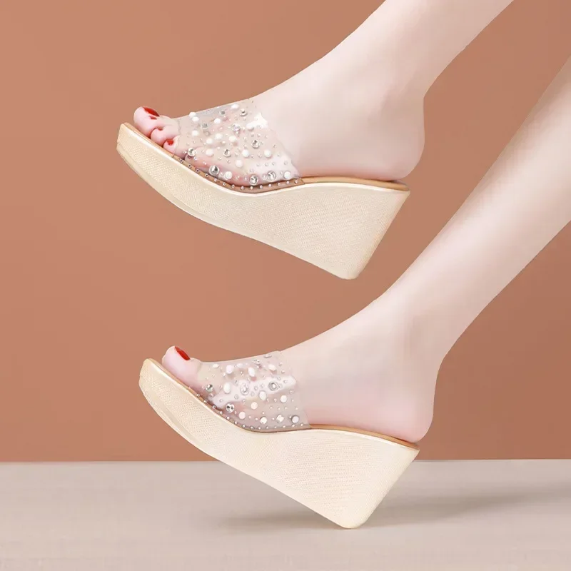 8 centimetri di Piccola Formato 32-43 Elegante Strass Trasparente Pantofole Della Piattaforma Zeppe Scarpe 2024 Donne di Estate Presentazioni