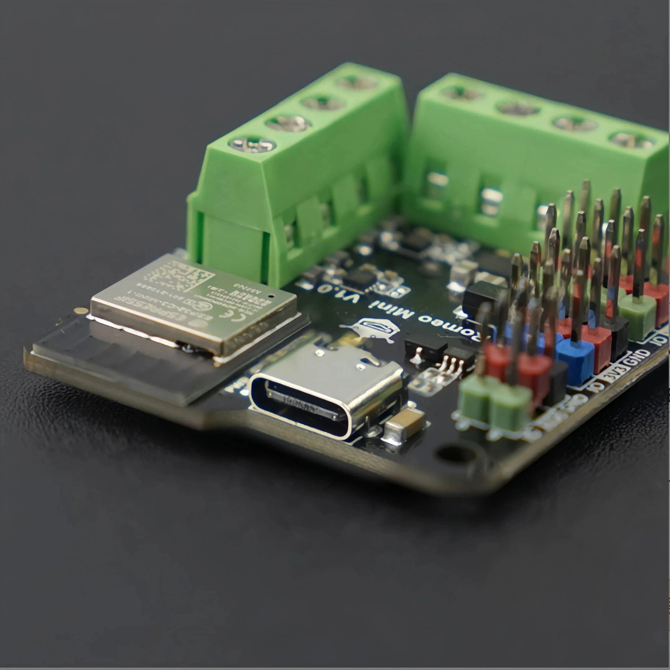 controleur-de-robot-romeo-mini-esp32-c3-avec-pilote-de-moteur-wi-fi-bluetooth-5-pour-arduino-capteurs-de-gravite