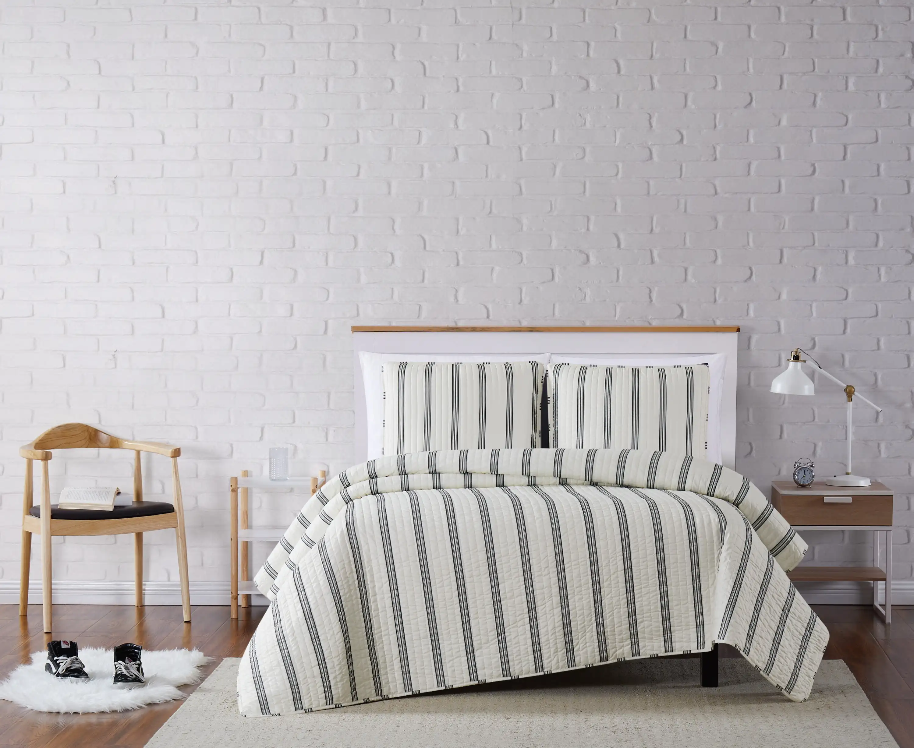 

Millennial Stripe Full/Queen 3-Piece Quilt Set