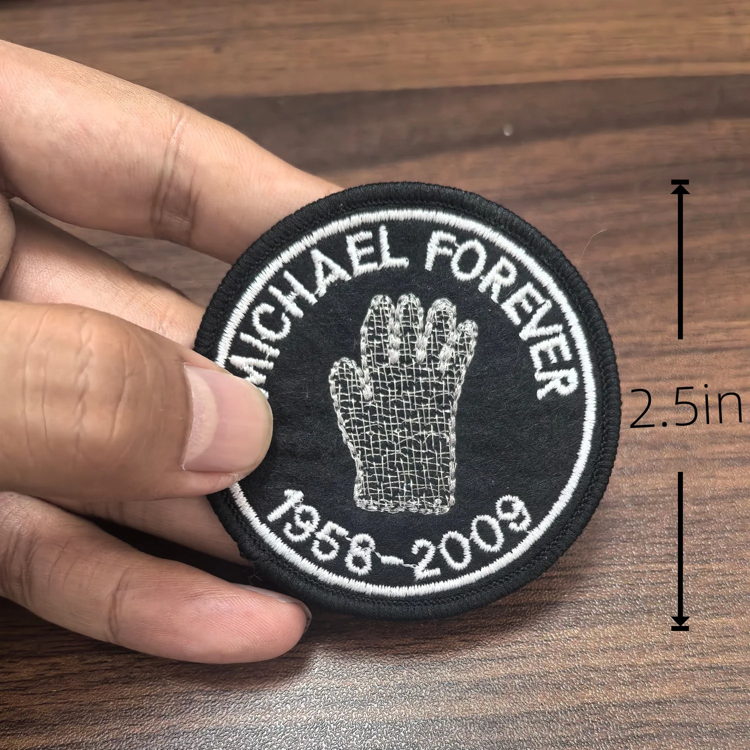 Halloween Prop Michael Jackson Costumes Glove with Patch Embroidery for Commemorate Impersonator