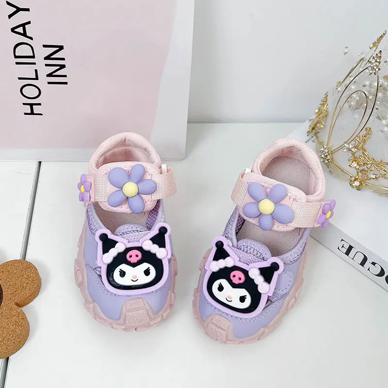 Anime Kawaii sanirios Hellokittys Kuromi Kids Toe sandali da spiaggia Boy Baotou Hollow scarpe sportive ragazze suola morbida scarpe da spiaggia