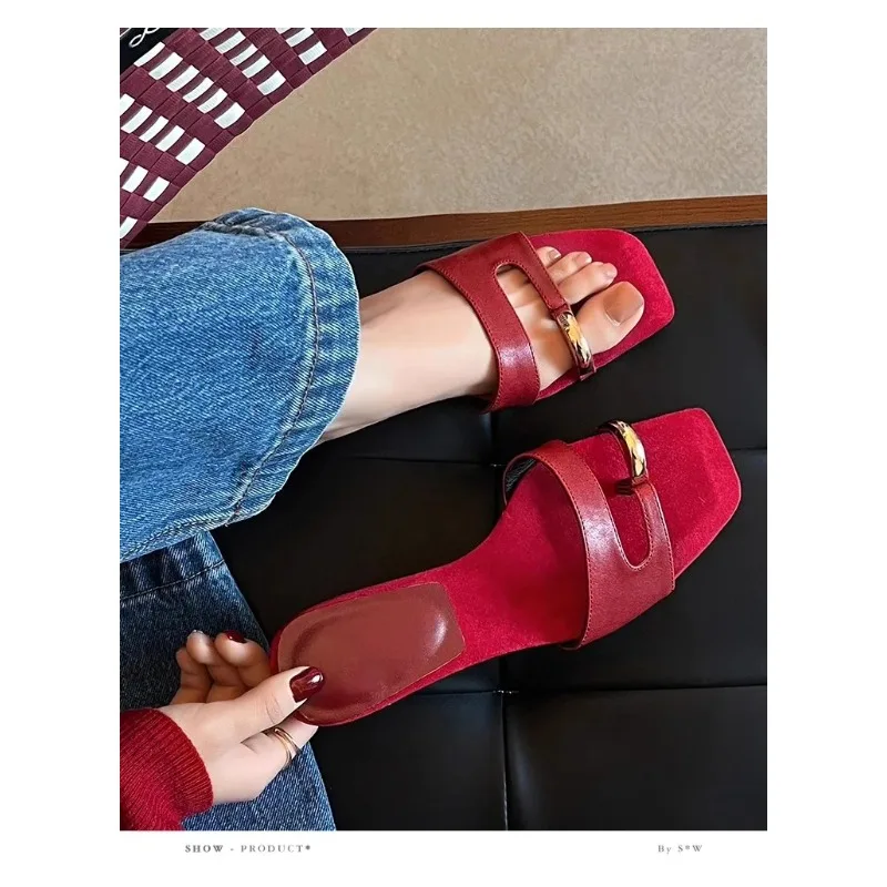 Clip Toe Slippers Women Sandals Square Toe Low Heels Flip Flops 2025 Trend Summer Heeled Sandals Designer Slides Dress Casual