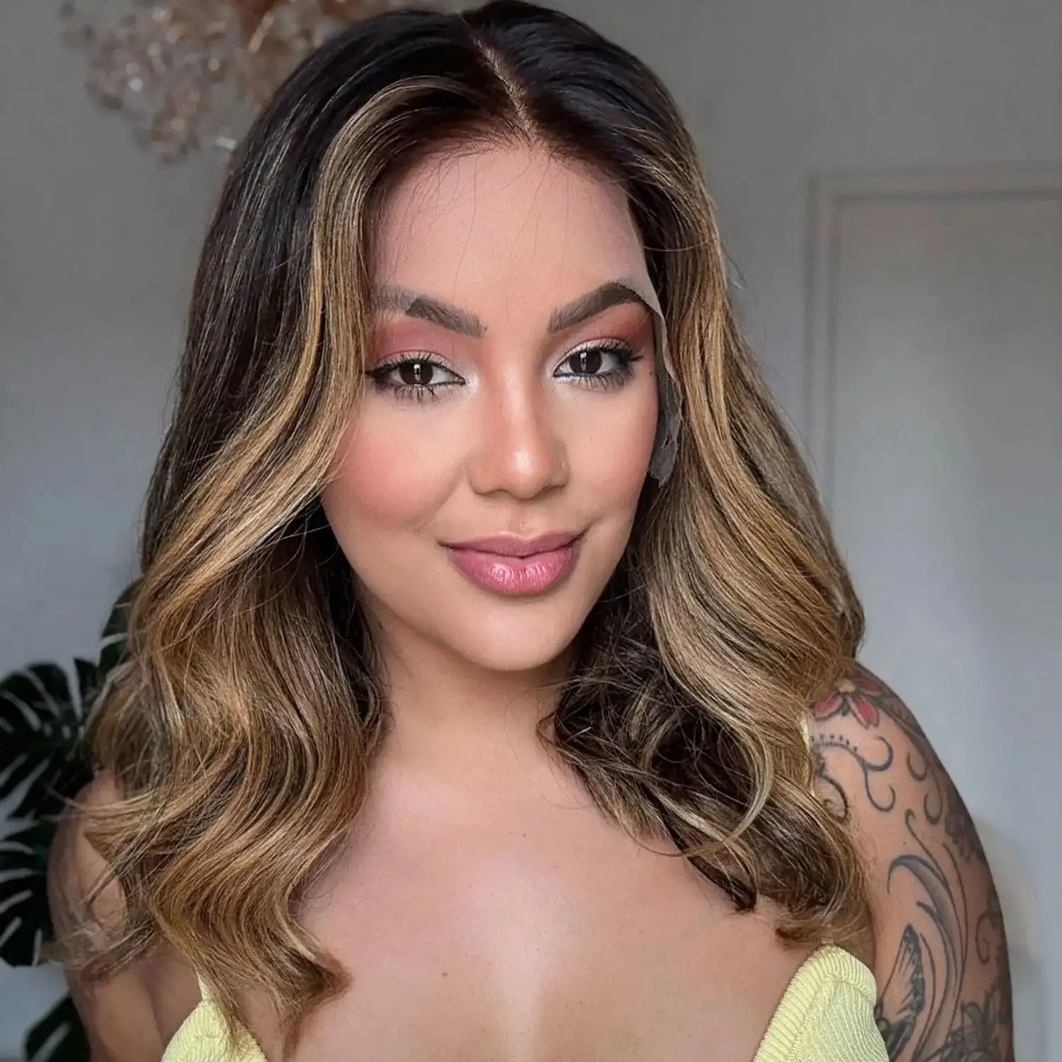 

Shoulder Highlight Chocolate Brown Synthetic Lace Frontal Wigs With Dark Roots Ombre Body Wave Free Part Full Wigs On Clearance