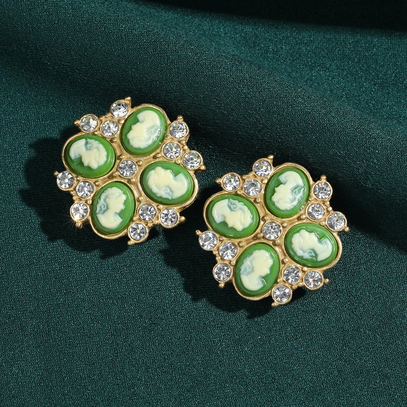 

Cameo Earrings Charms Stud Designer For Lady 4 Green Beauty Heads Designer Unique Rhinestone New Trends 2026 Party Decorations