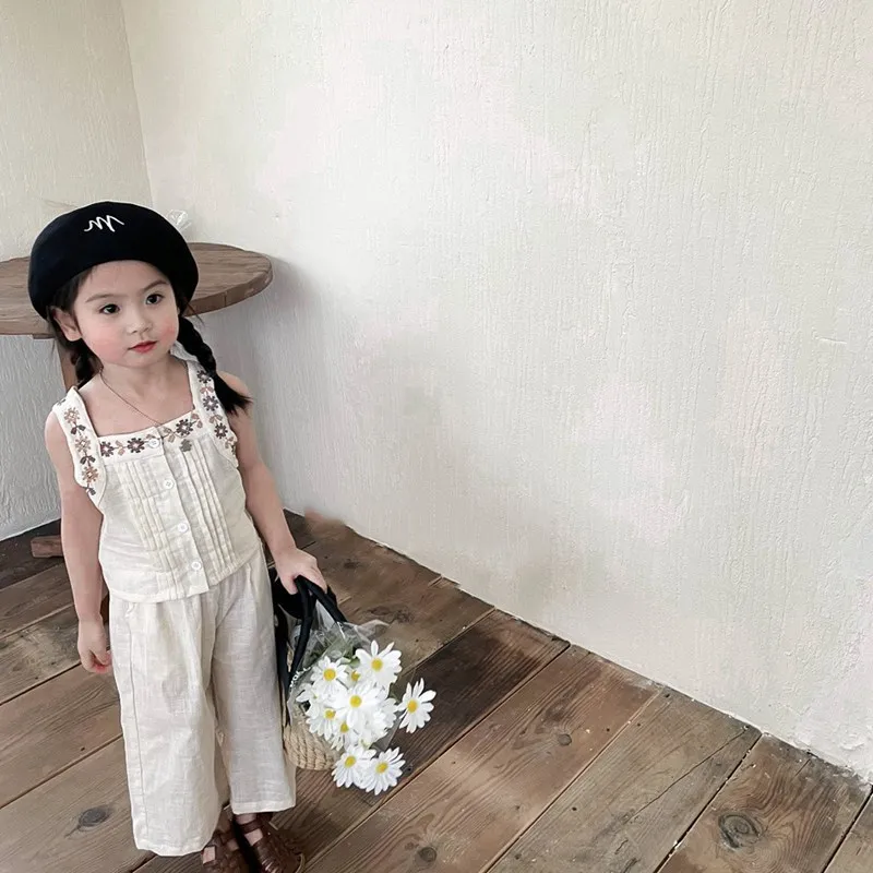 

Summer Fashion Baby Girls Cotton Embroidery Sleeveless Strapped Shirt Tops + Loose Pant Sets Kids 2 Pieces Outfits 2-8 Years