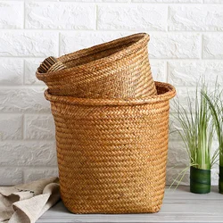 Natural Round Straw Basket Creative Storage Organizer Laundry Storage Bucket (Small Size)