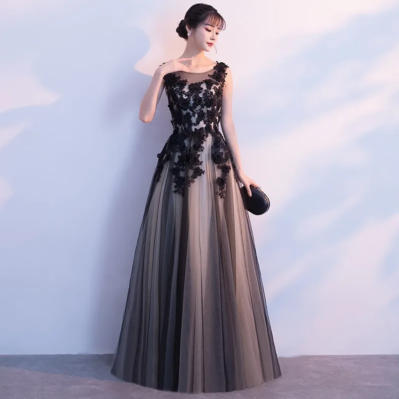 

2026 New Women's Black Embroidered Evening Gown - Fashionable, Slimming, Elegant, and Chic for Parties and Gala Events