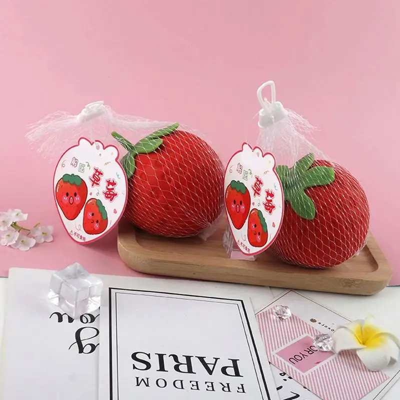 Strawberry Squish Squeeze Toys Colorful Strawberry Slow Rebound paillettes simulazione frutta PU pane regali a lenta crescita per bambini