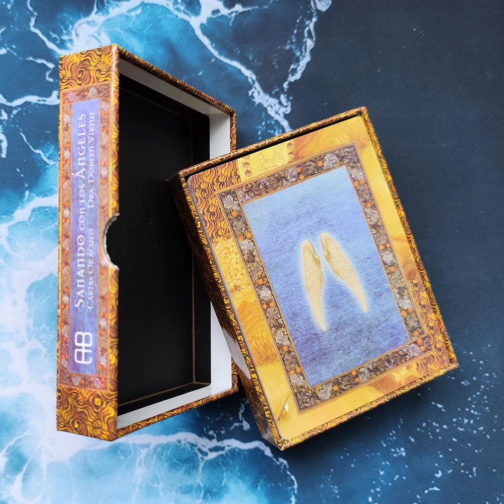 

Исцеление с картами Оракула Ангелов | Испанское издание | Колода для 44 карт с ключевыми словами | Прочная жесткая упаковка в коробке | Включает PDF