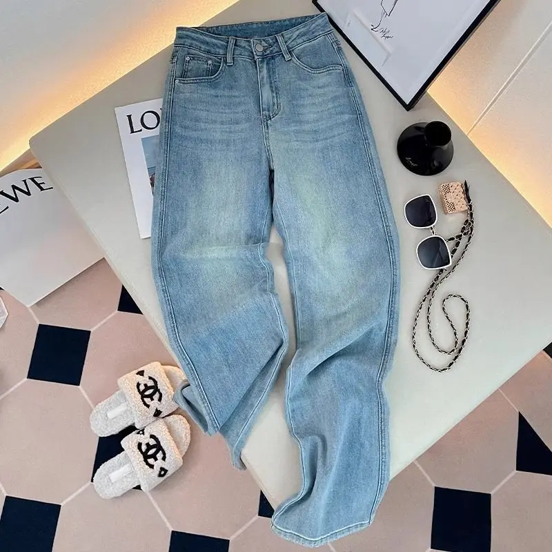 

Letter Embroidery Straight-Leg Jeans for Women, Spring New High-Waist Slimming Loose Light Blue Straight-Leg Pants.