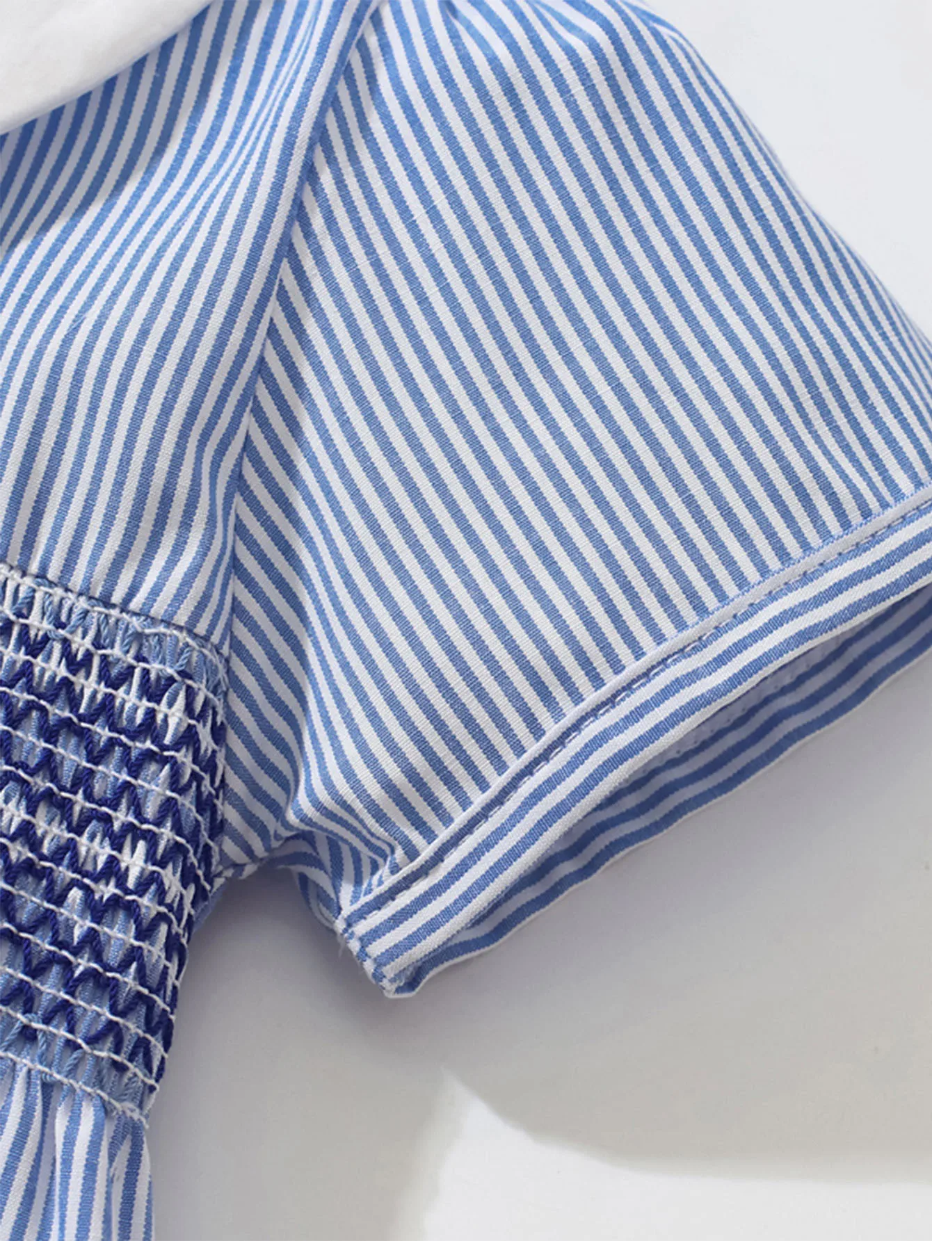 TUONXYE Baby Mädchen Gestreiftes Kleid mit Kragen, Gewebtem Stoff, Vogel- und Blumenstickerei, Kurzen Ärmeln und Knöpfen am Rücken, Sommerkleid für Kleinkinder. – Detail 5
