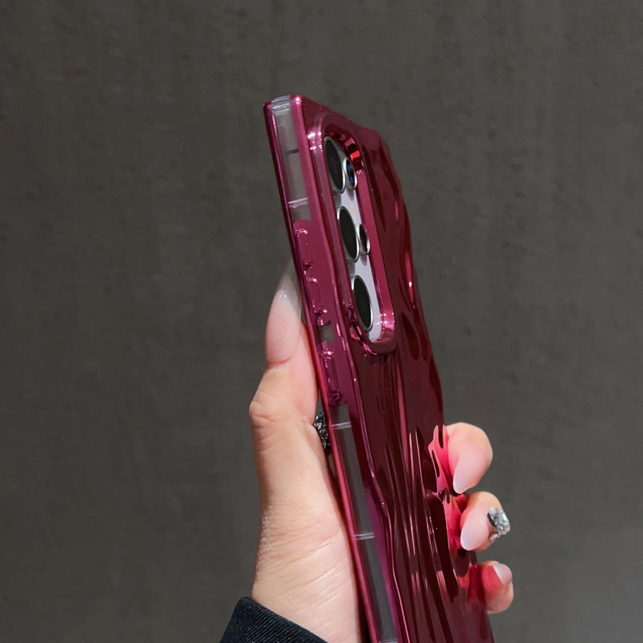 Luxury Plating 3D Wrinkle Wave Case For Samsung S25 S24 Plus S23 Ultra FE A56 A36 A26 A16 A06 A55 A35 A25 A15 Fashion Shiny Capa - náhled 4