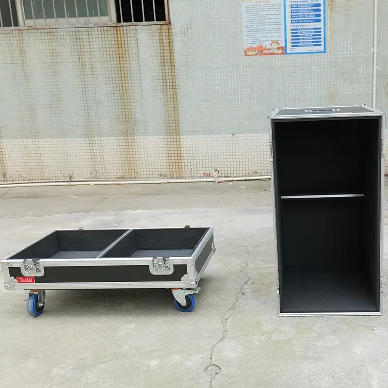 Custom Engineered Line Array Flight Case for 2 HDL6-A Speakers With Wheels