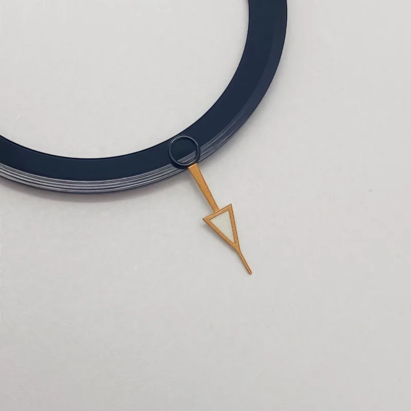 Accessori per la modifica dell'orologio per lancette NH34 perno dell'orologio meccanico GMT a quattro pin forte verde luminoso per movimento NH34