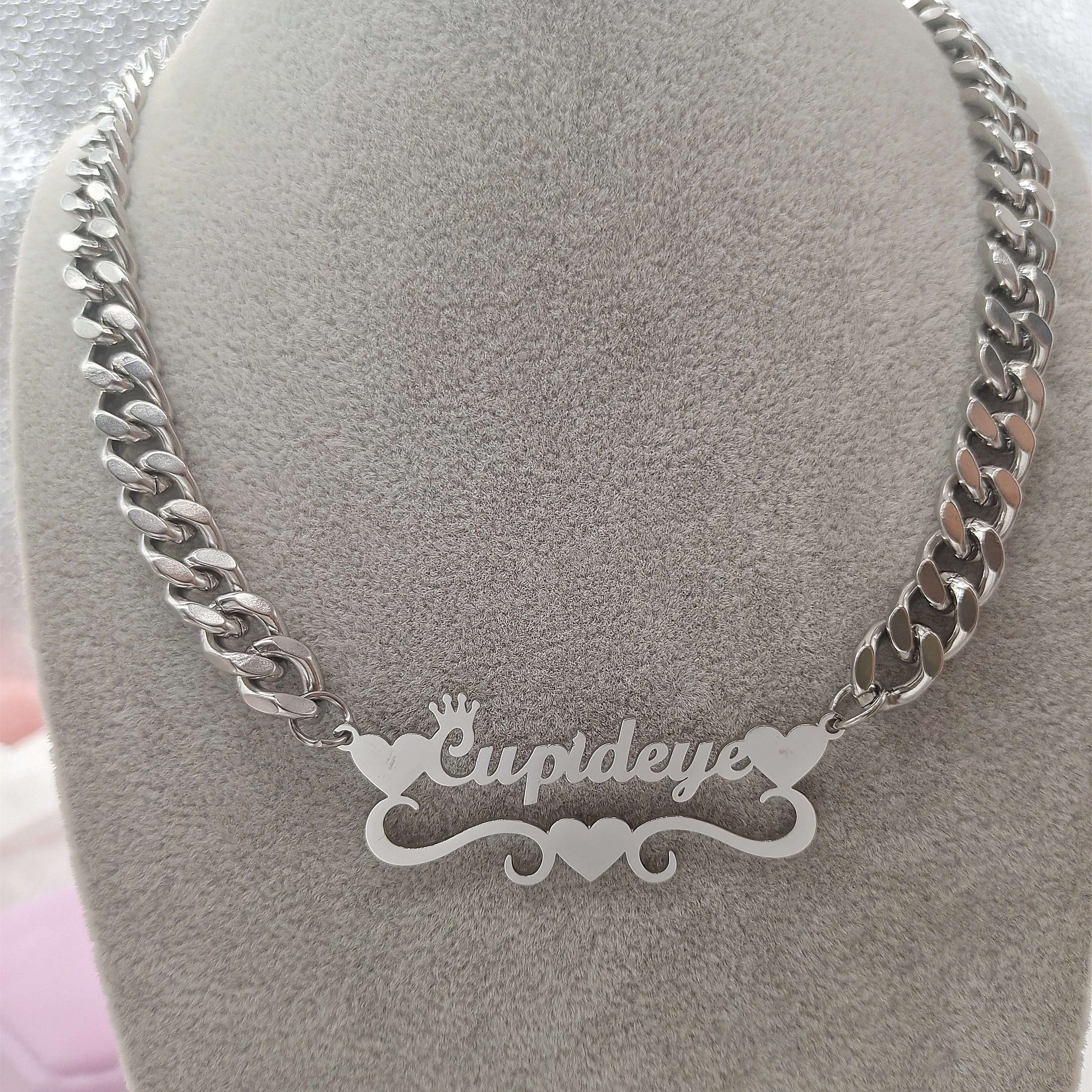 

KristenCo Custom Name Necklace Crown Name Pendant with Heart Personalized 8mm Thick Chain Nameplate Necklace Hip Pop Jewelry