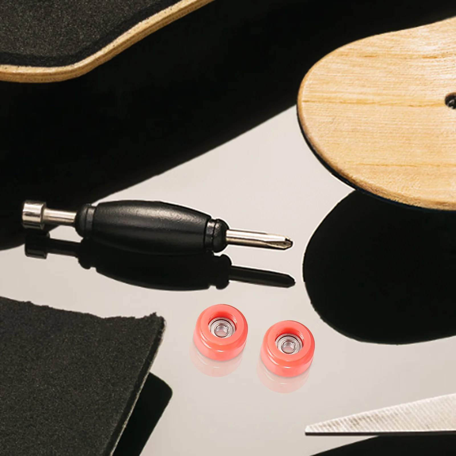 4개입 핑거 스케이트 롤러 프리미엄 플라스틱 스테인리스 스틸 내구성 어린이 교육용 책상 장난감 실물 같은 시뮬레이션 손가락 끝 장난감