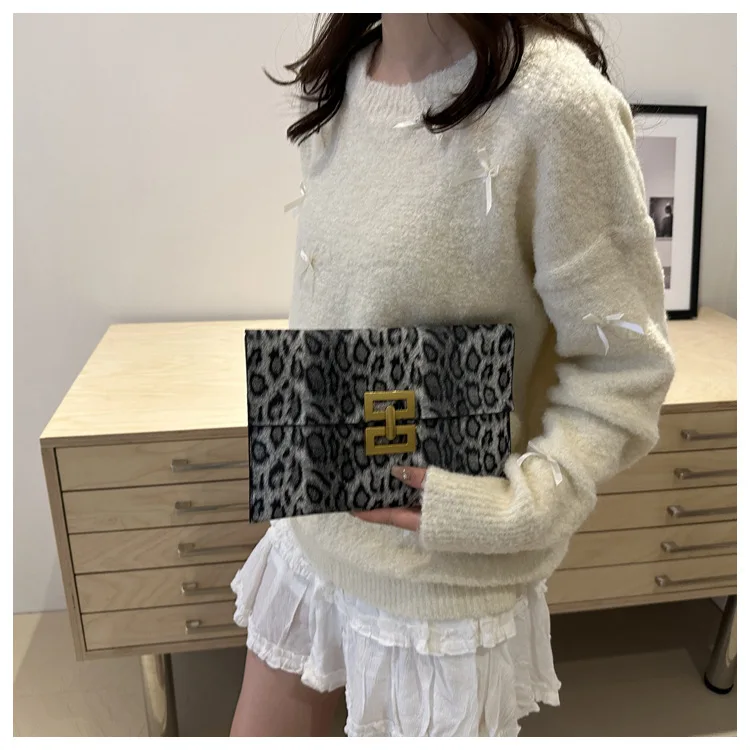 حقيبة تحت الإبط لعام 2025، محفظة مربعة جمالية للنساء، حقيبة كتف صغيرة أنيقة، حقيبة أنيقة ليلاً ونهارًا #3