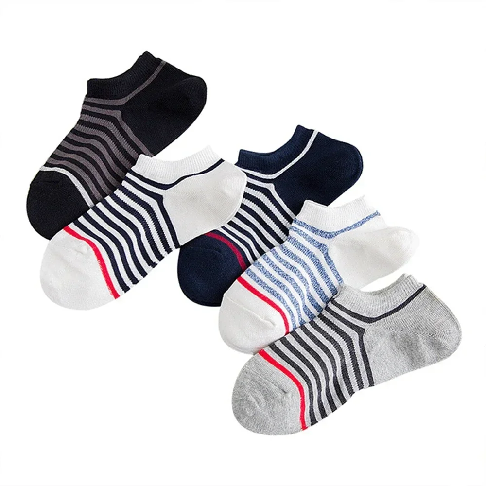 New product cotton socks men's ship socks, hidden socks, shallow mouth, low -end stall supply source solid colorn