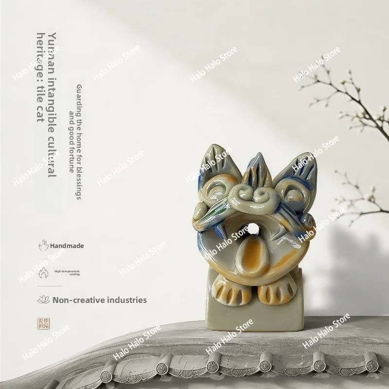 Yunnan tile cat intangible cultural heritage merchandise ceramic ornaments ugly cute healing tabletop mascot home blessing