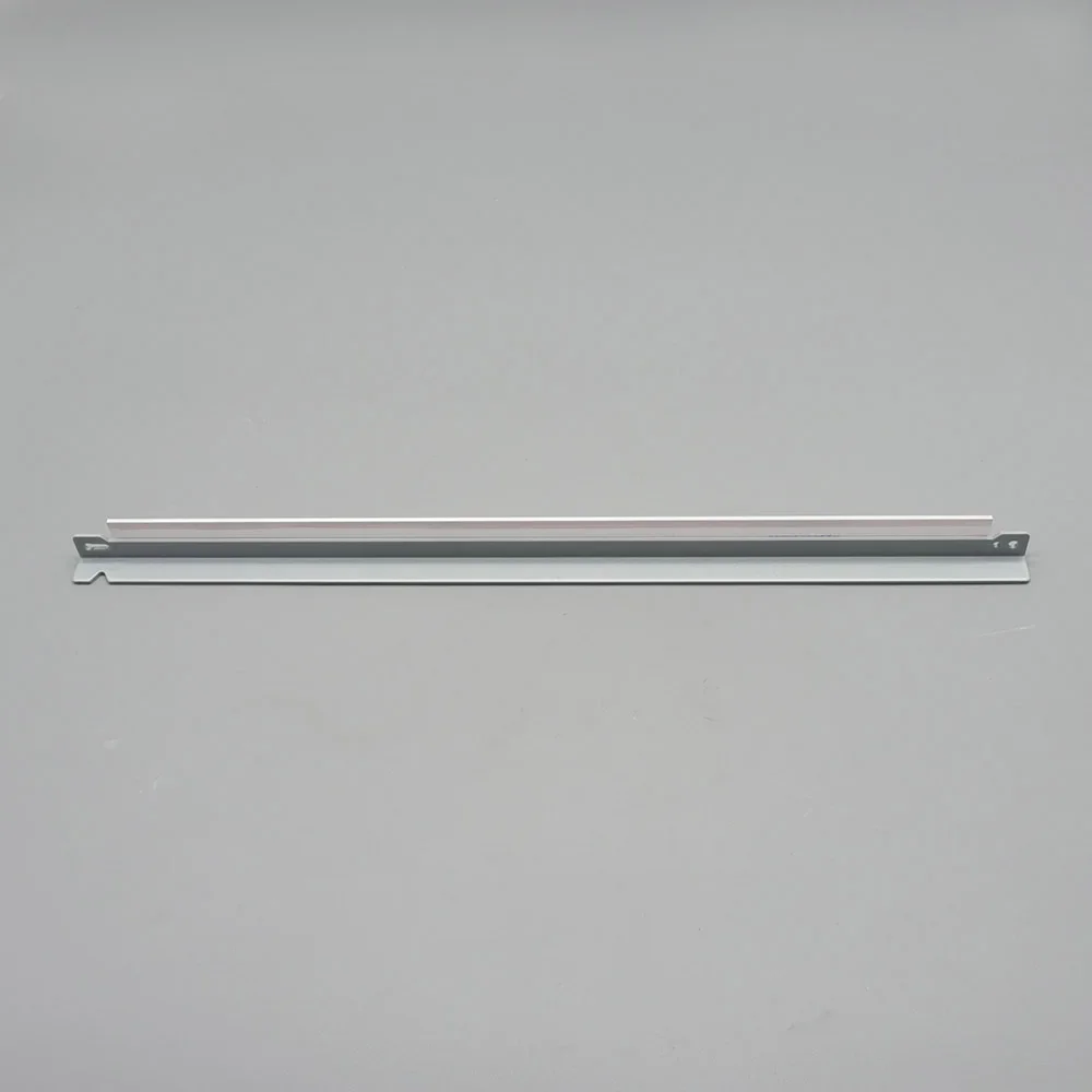 

DC240 Drum Transfer Cleaning Blade used for Xerox 700 C60 C70 C75 J75 550 560 570 240 242 250 252 260 7655 7665 7675 7755 7765