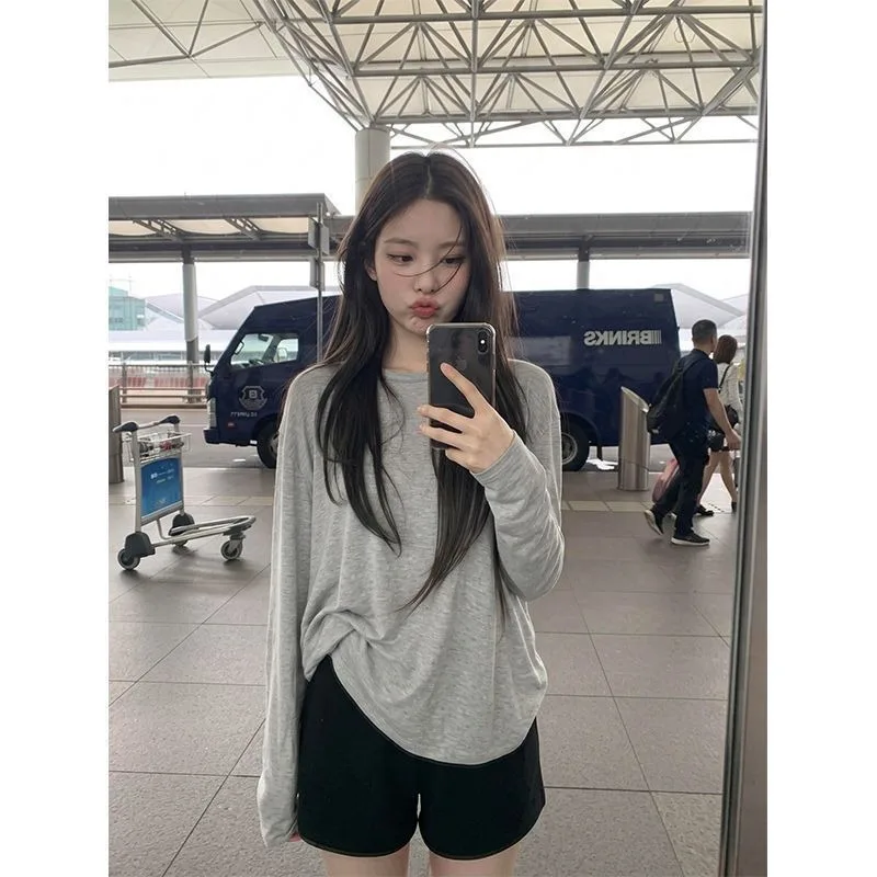 Women Korean Style Basic Crew Neck Sun Protection Top Loose Lightweight Breathable Solid Color Long Sleeve Blouse For Summer