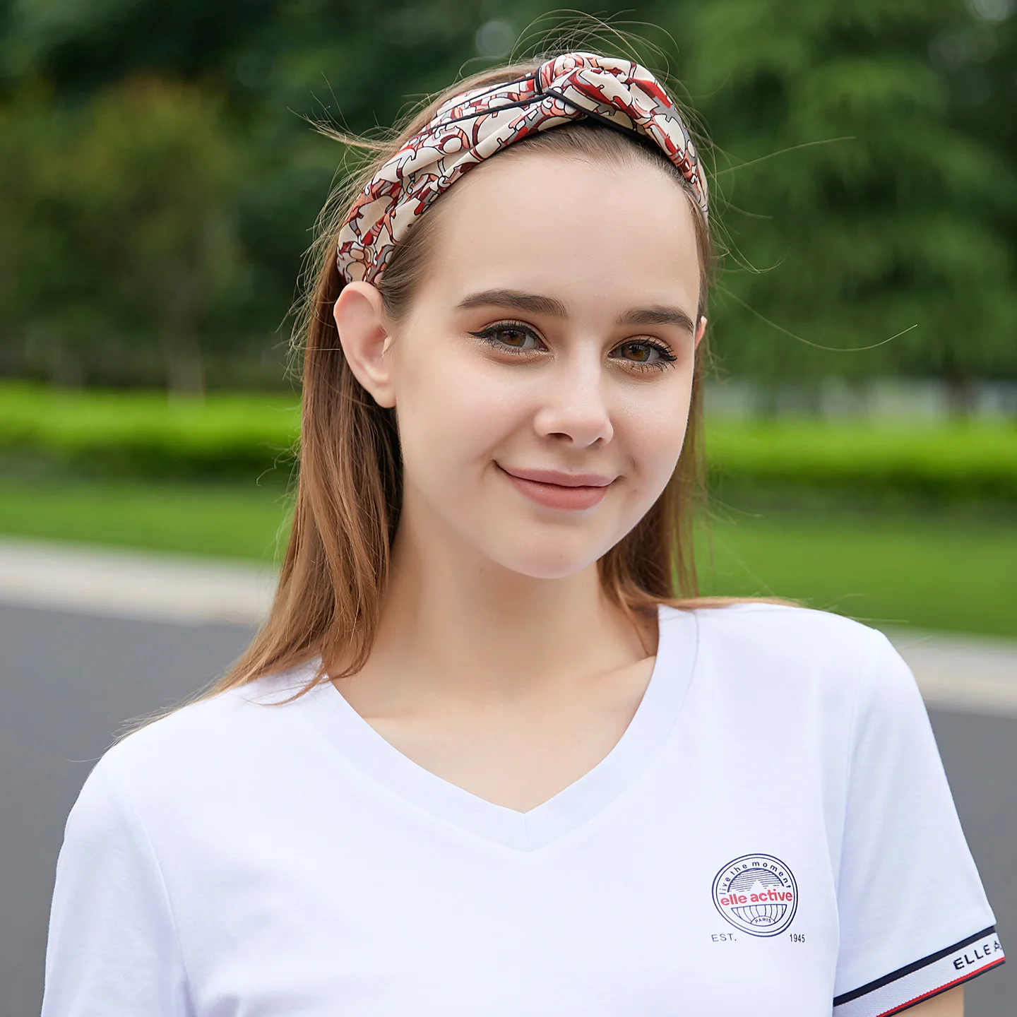 

Шелковая повязка на голову из 100% шелка, модная эластичная повязка для волос, мягкая и удобная, стильный аксессуар для волос из шелка для женщин.