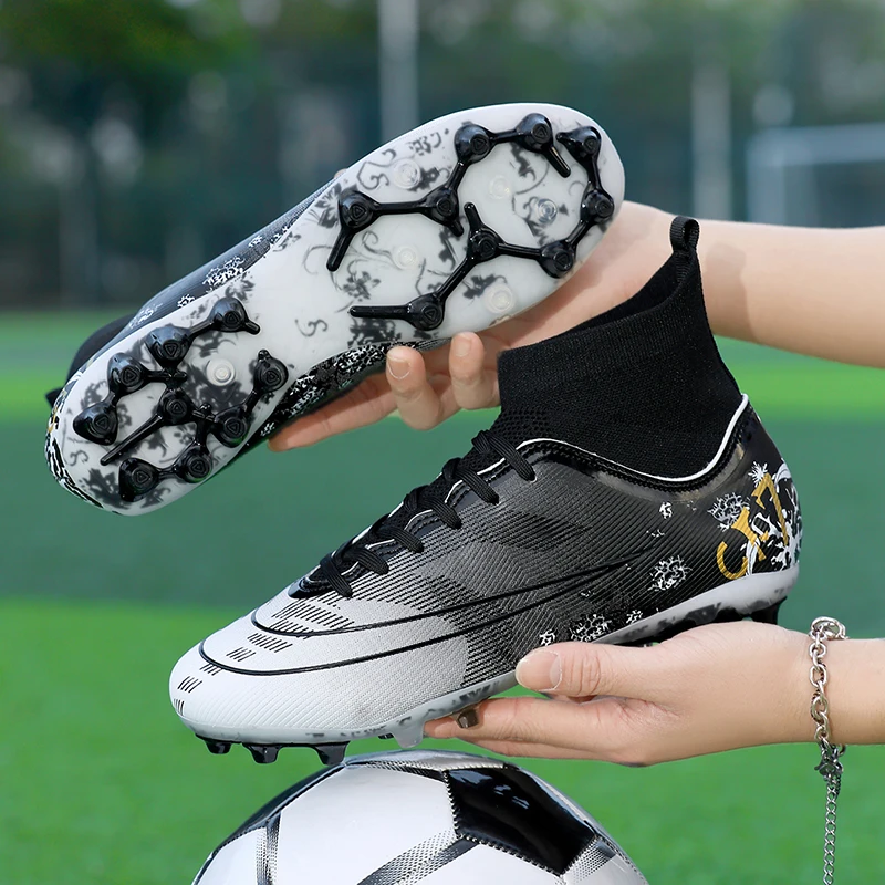 

High-top Football Shoes Mens Soccer Cleats Outdoor Lightweight Training Boots Ground Athletic Football Boots for Men and Women