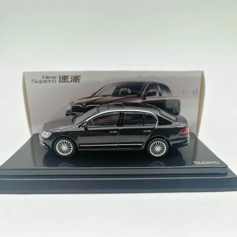 Diecast Alloy 1:64 Scale 30th Anniversary Commemorative Superb Car Model For Adult Classic Collection Gift Display Souvenir