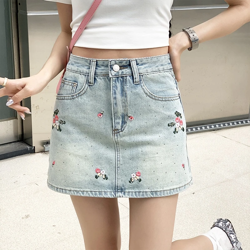 

Women‘s Blue Embroidery Floral Denim Skirt 2024 New Summer High Waist A-line Mini Jean Skirt Female