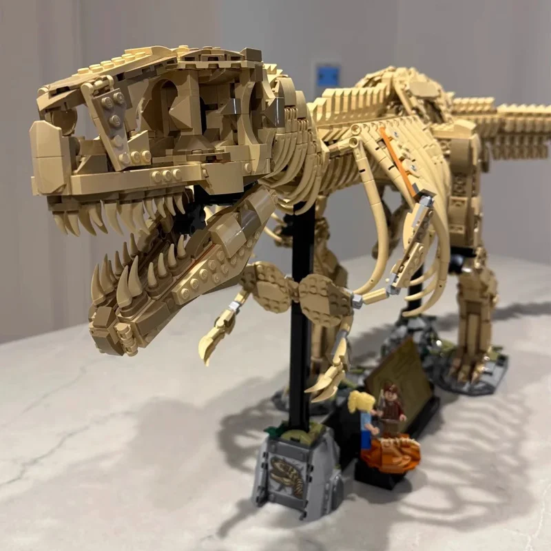 

Новые конструкторы-фигурки динозавров Тираннозавр Рекс (T-Rex) 2026 года: игрушки для детей и мальчиков, подарки на день рождения, серия «Мир динозавров»