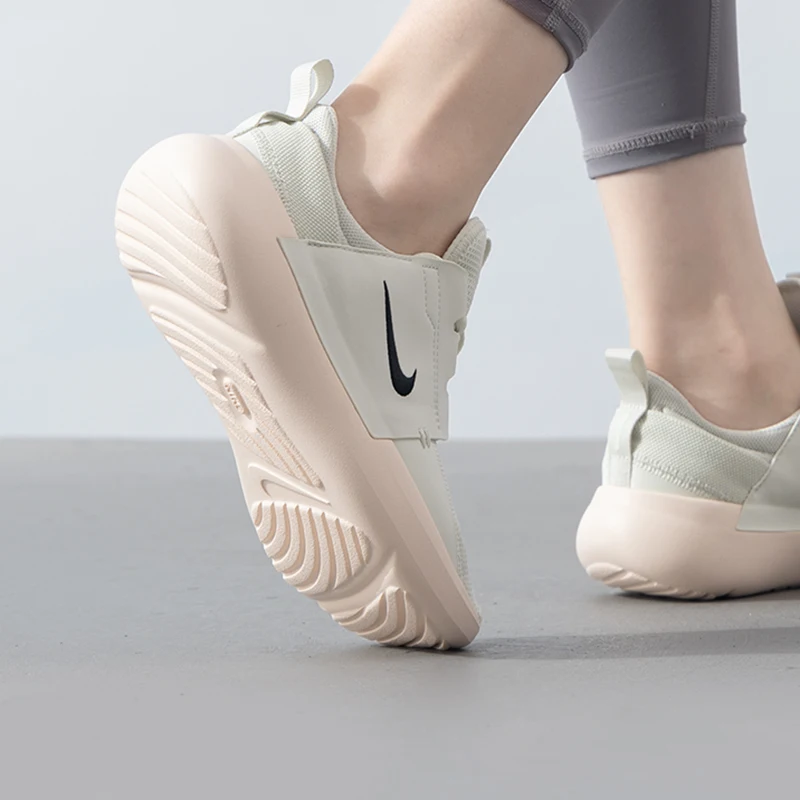 Nike sapatos femininos 2024 outono novos sapatos esportivos superfície de malha respirável leve amortecido tênis de corrida DV8405-004