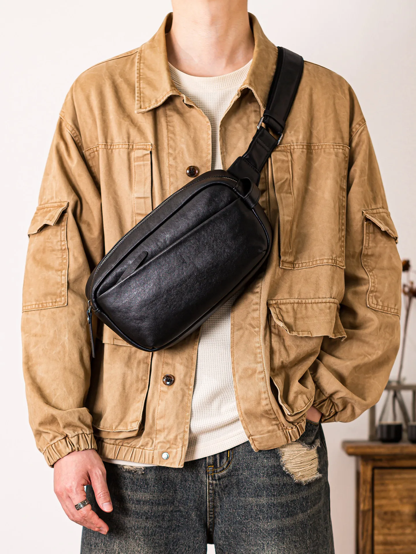 PNDME casual first layer cowhide men multifunctional chest bag outdoor travel luxury genuine leather sports black crossbody bag