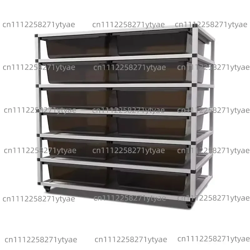 Small Plastic Reptile Feeding Box