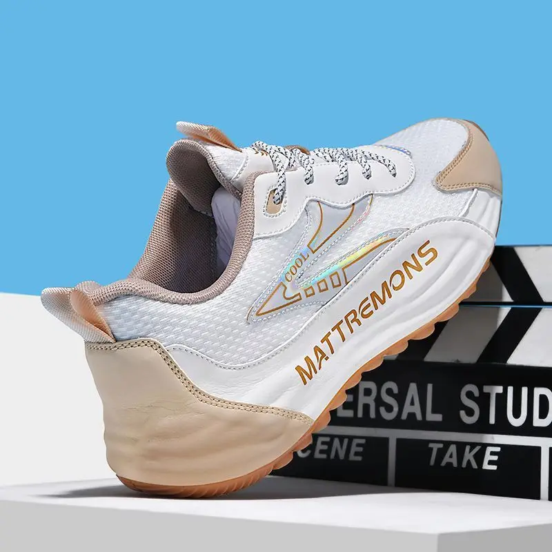 2025 Hot Selling Golf Shoes Designer Model Breathable Walking Shoes Mens Womens Anti-slip Sneakers Golf Training Shoes Couples