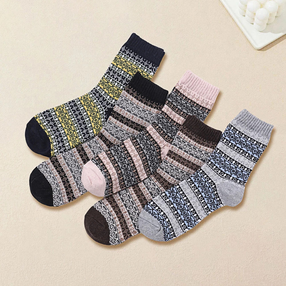 5 Pairs Winter Men Socks Thicken Sheep S Wool Socks Warm Men Retro Style Colorful Fashion Man Socks For Snow Boots