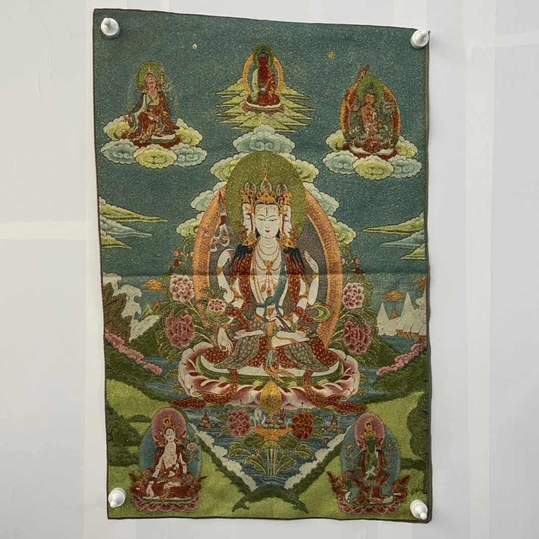 Old Thangka Tibetan Buddhism silk Embroidery Three-Sided Head Longevity Buddha lotus platform Thangka hanging screen