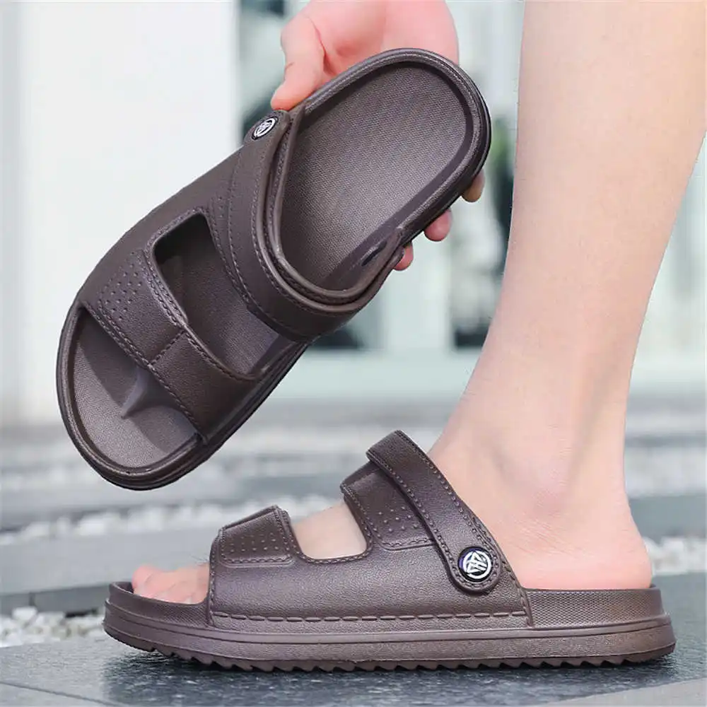 Soft Sole Without Heels Mans Luxury Brand Slippers Swimming Shoes Adult Sandal Sneakers Sport Trendy Saoatenis Cheaper