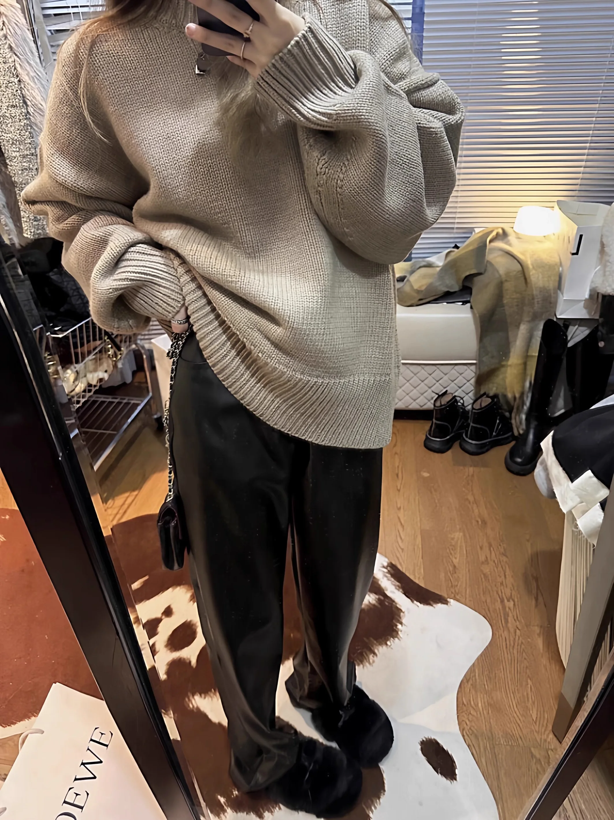 

Брюки женские из натуральной овчины с высокой талией, свободного прямого кроя, удлиненные, комфортные и мягкие