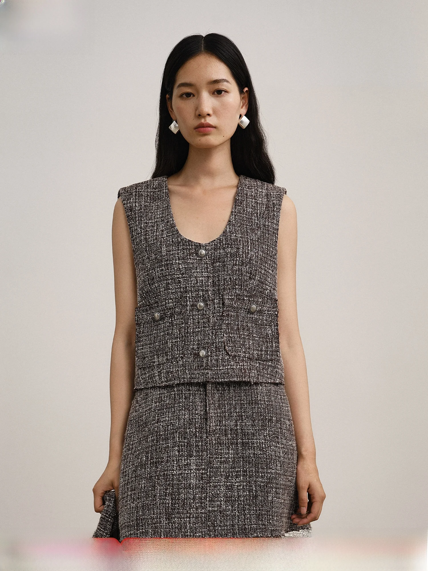 

Early Spring 2026 Women's Svel Knitted Jaet round Ne Casual Versatile Ele ort Sle Polyester Blend Faion