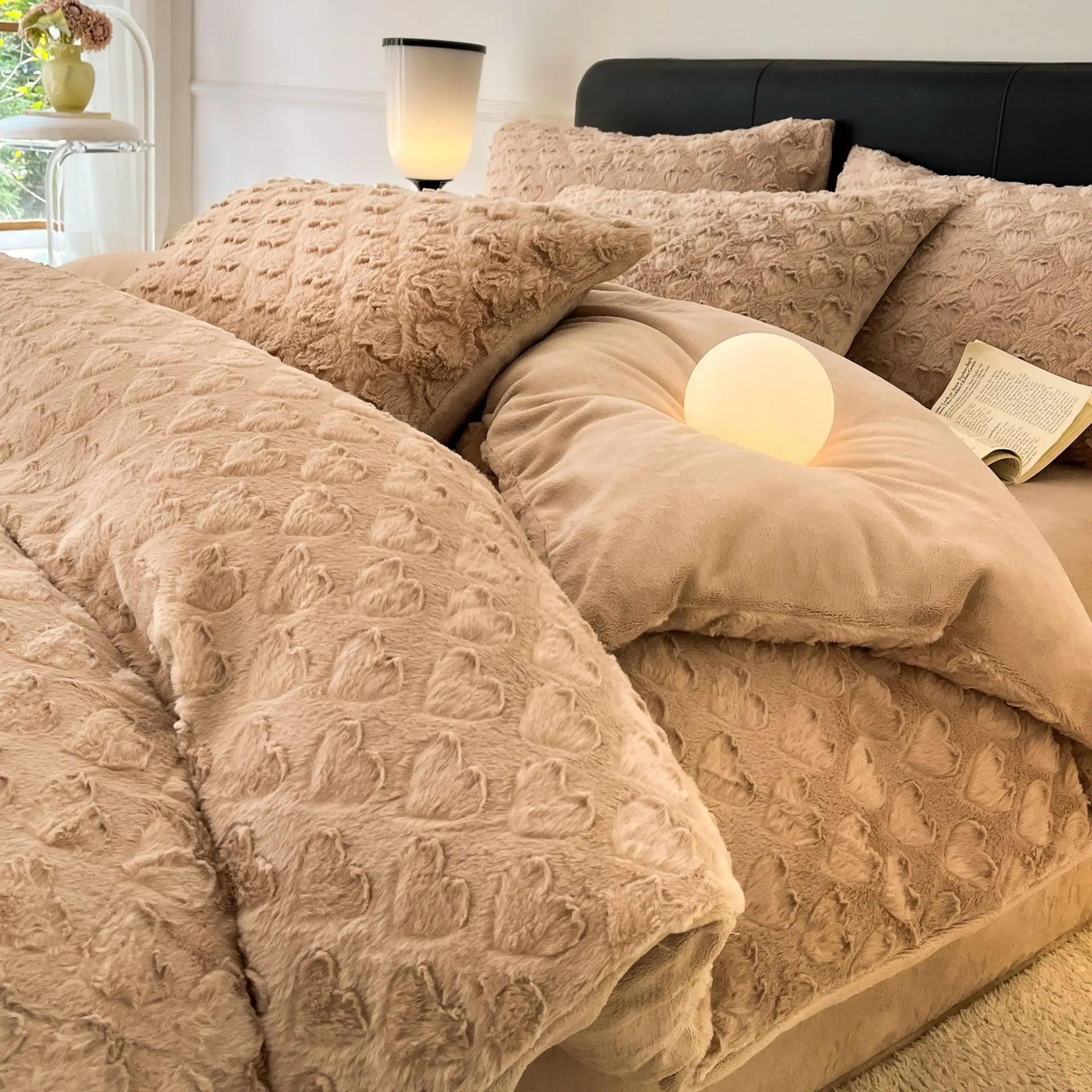 

Class A 3D Carved Rabbit Fleece Four Piece Milk Velvet Bedding Set Warm Winter Duvet Cover Bed Sheet Pillowcases Cozy Ultra Soft