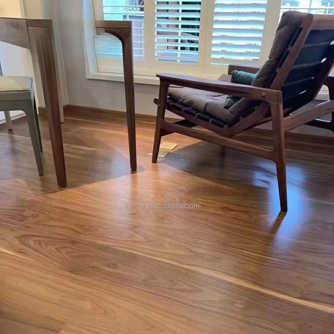 Customized version of multi-layer solid wood floor, black walnut tone interior drawing technology, wood grain warmth exquisite