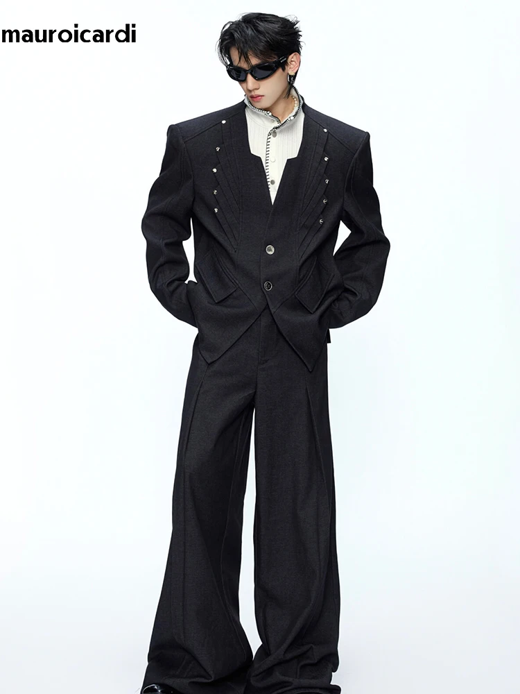 

Мужской приталенный асимметричный блейзер Mauroicardi весна-осень, черный, с подплечниками и заклепками, элегантный, люксовый, дизайнерский, в стиле эмо