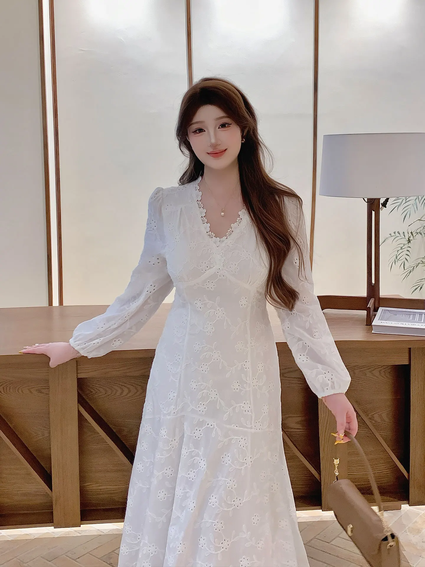 

Ele, женское винтажное длинное платье с вышивкой и v-образным вырезом больших размеров, утягивающее платье с хвостом для женщин больших размеров