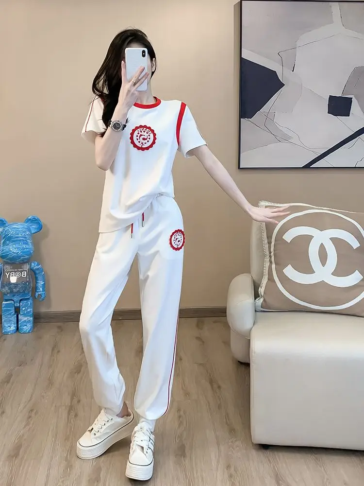 Fashion Women's Set New Korean Version Short Sleeved Casual Sports Set Women's Stylish Two-piece Set