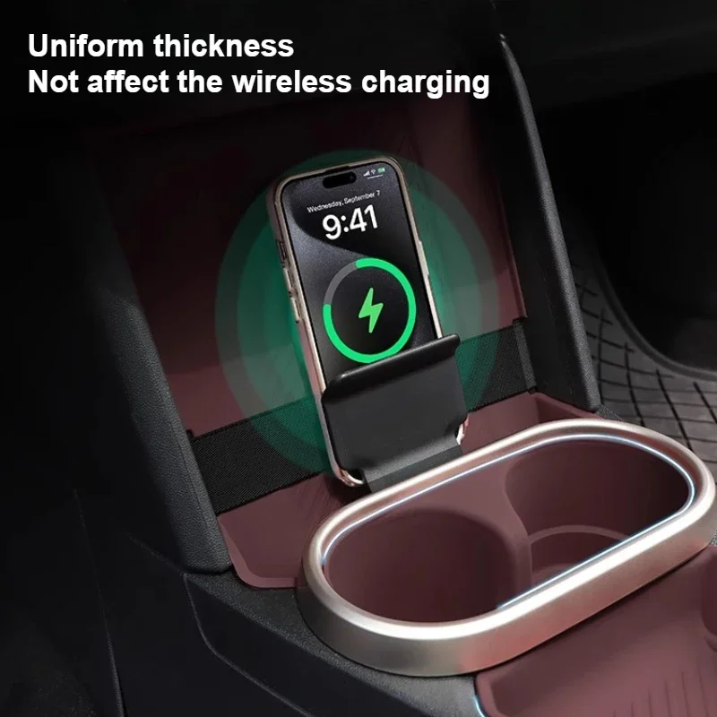 แดชบอร์ดรถกล่องเก็บตกแต่ง Central Control Storage ไร้สายชาร์จซิลิโคน Pad สําหรับ Mini F65 F66 อุปกรณ์เสริมอัตโนมัติ