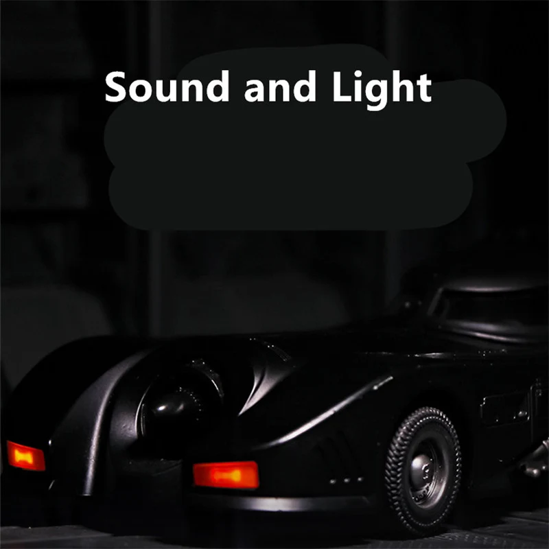 1/18 Classic Movie Car Batmobile Bat Alloy Concept Sports Car Model Diecast Metal Toy Racing Car Model Sound and Light Kids Gift