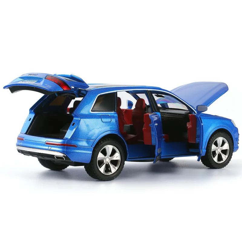 1:32 Audi Q7 SUV High Simulation Diecast Metal Alloy Model car Sound Light Pull Back Collection Kids Toy Gifts F373